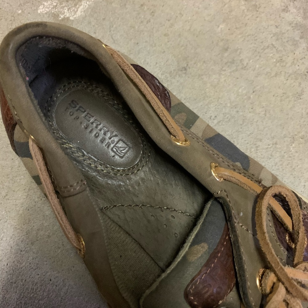 sperry - Picture 4 of 4